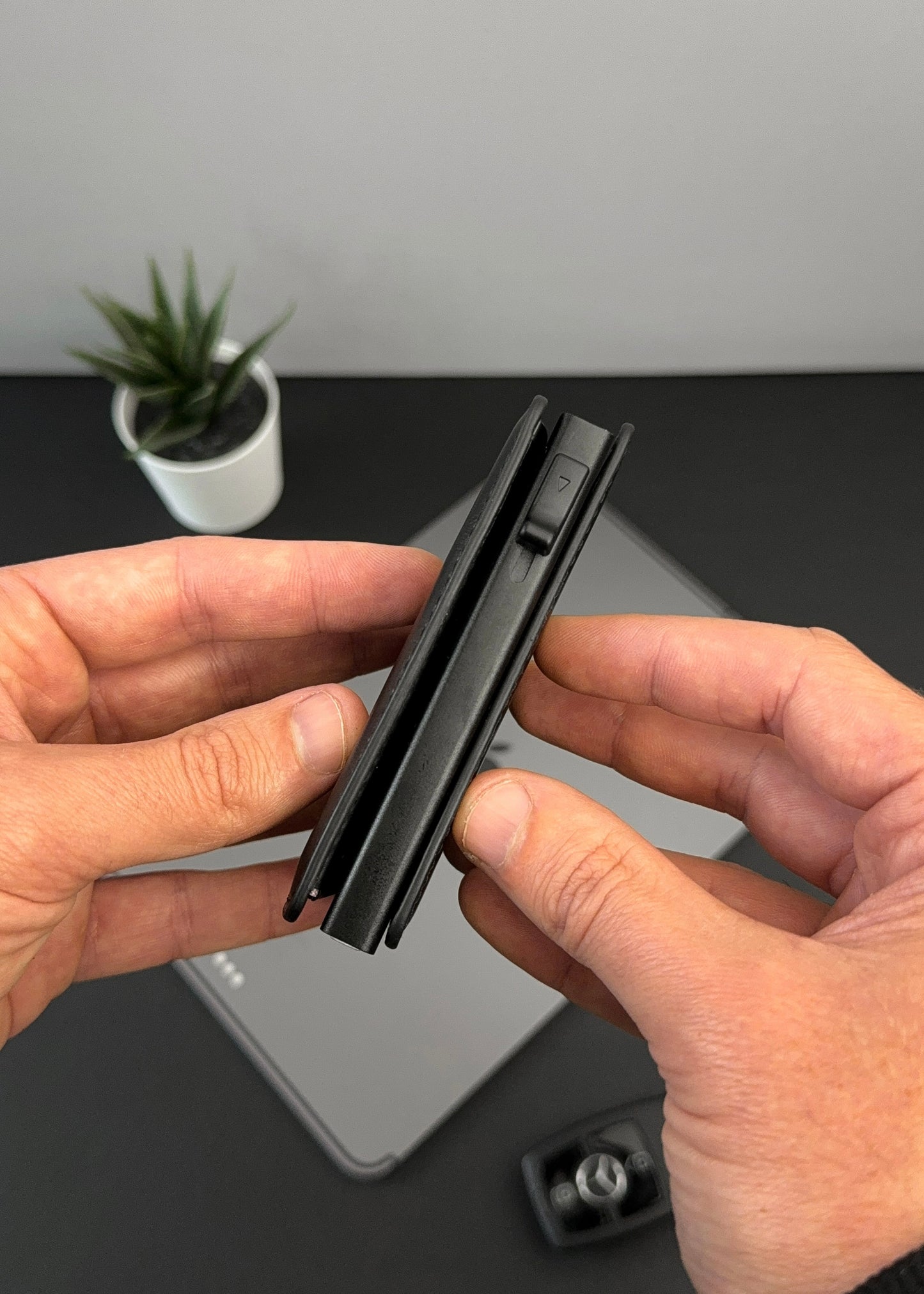 MVT Glide Wallet